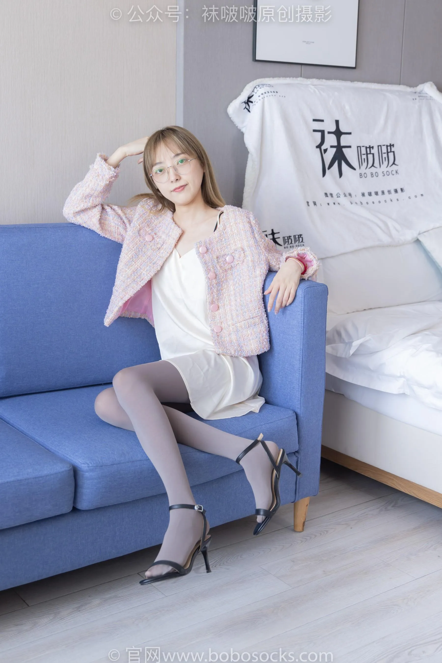 [BoBoSocks袜啵啵]NO.225 稚予-两双高跟鞋、厚灰丝[24] [46P]插图9